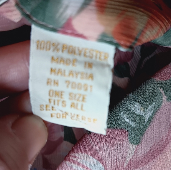 VTG Victoria's Secret Floral Satin Gold Label Kimono/Robe/Peignoir One Size - Picture 10 of 10